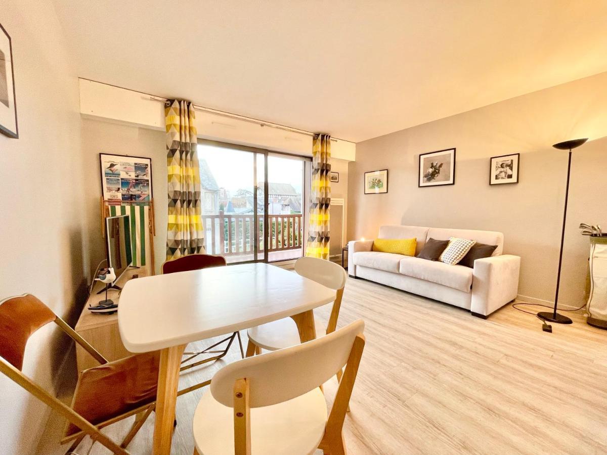 Echappee Chic - Balcon - 150 M Casino Deauville & Plage Екстериор снимка